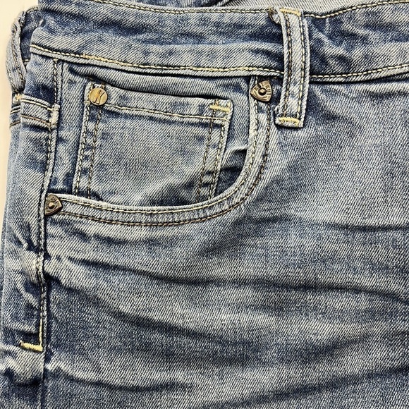 Kut From The Kloth Catherine Boyfriend Short Size 6 - Picture 14 of 16